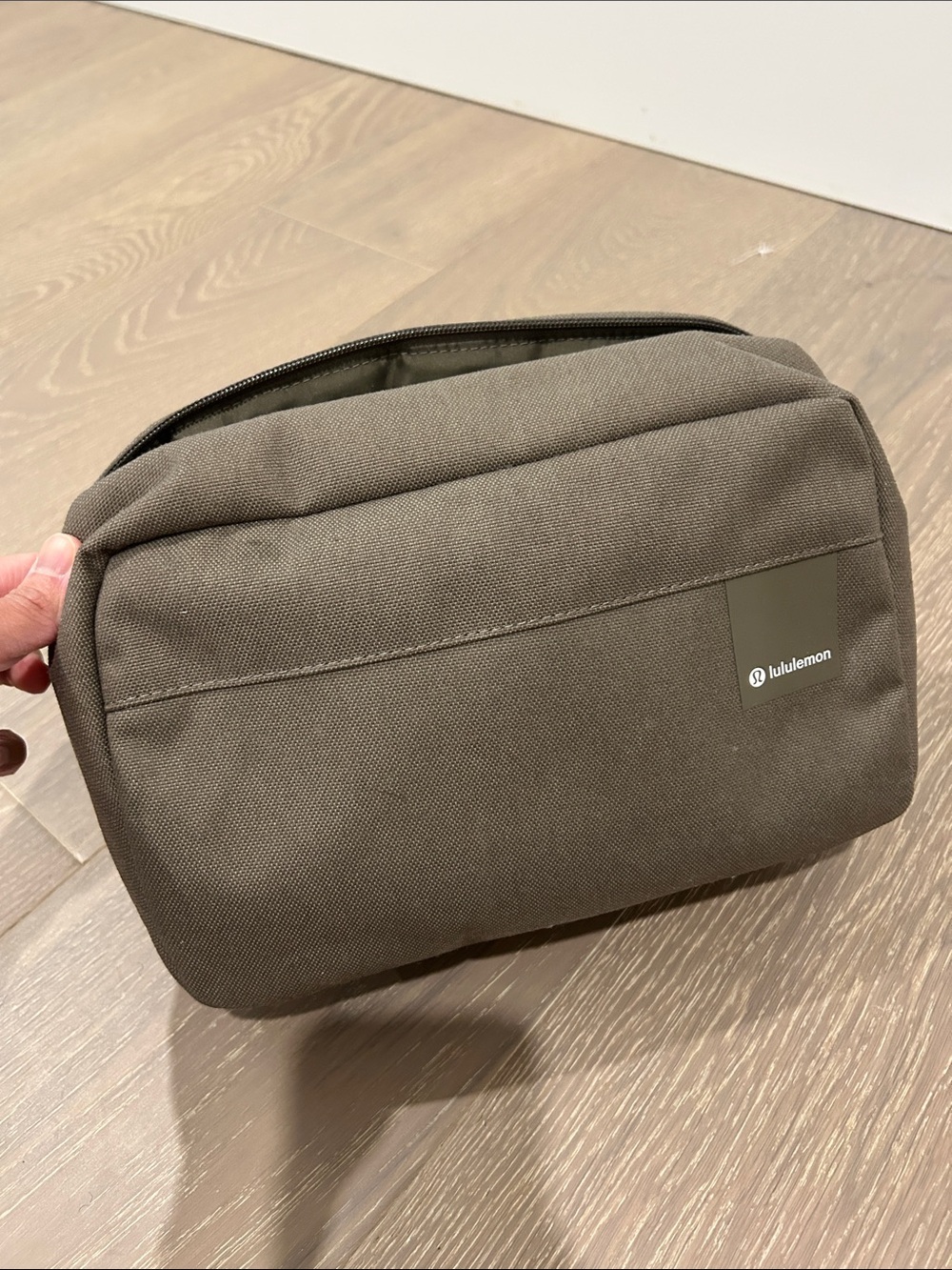 Lululemon toiletry bag 5L